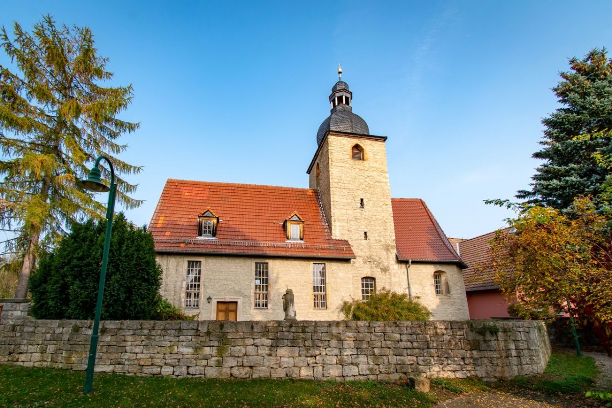 Kirche St. Georg Kirche St. Georg