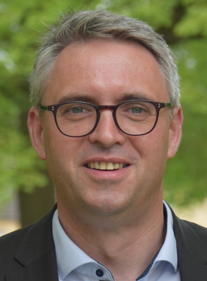 Matthias Porzelle  Matthias Porzelle