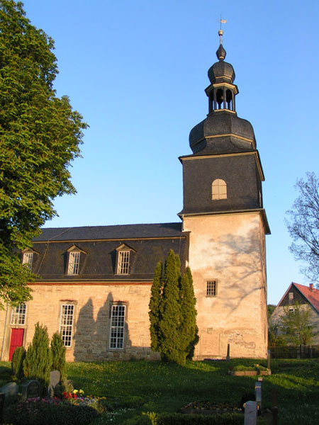 Heilig-Kreuz-Kirche Heilig-Kreuz-Kirche