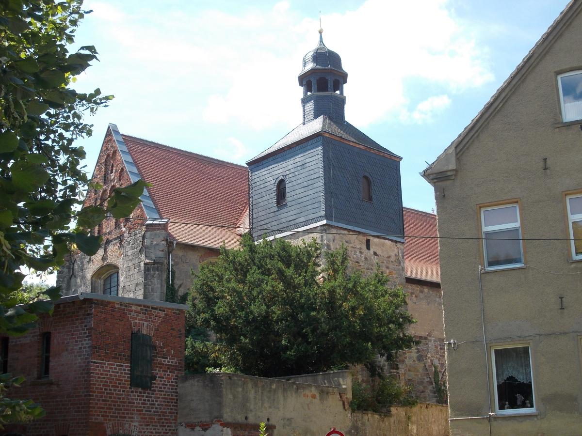 Evangelische Propsteikirche Osterfeld / Lissen Evangelische Propsteikirche Osterfeld / Lissen